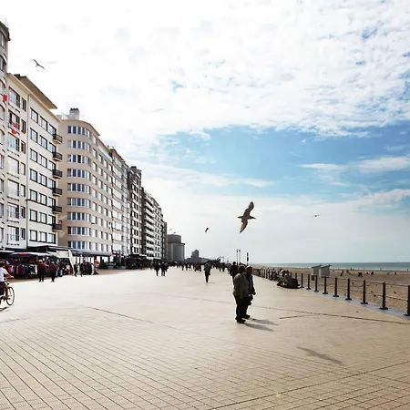 Cozy Near Oostende In Διαμέρισμα Bredene